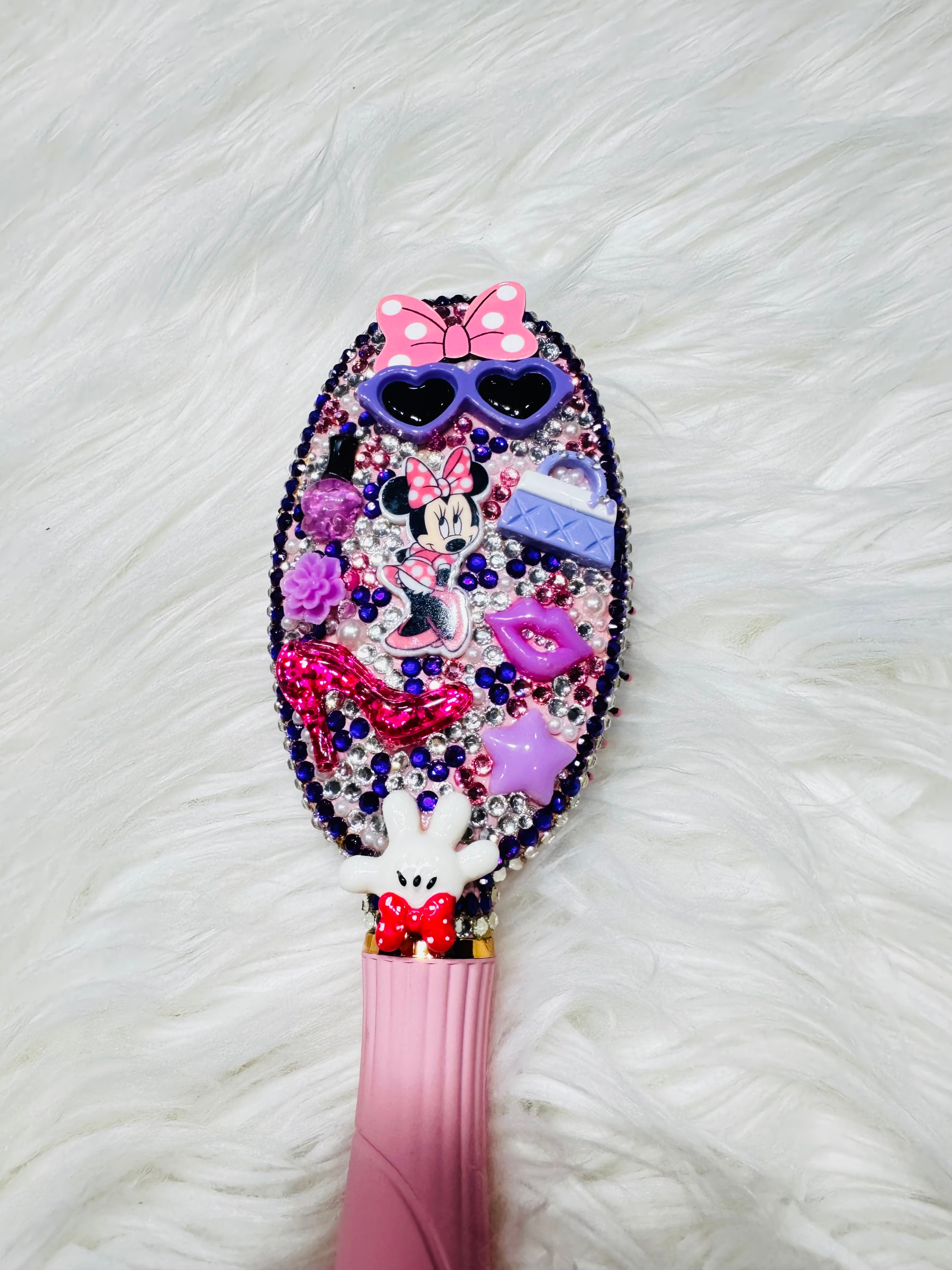 Mini hair brush