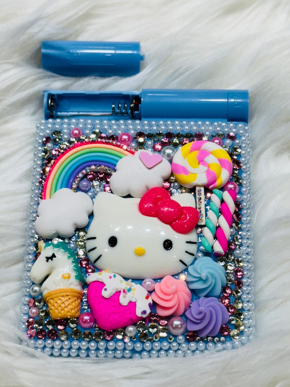 Hello Kitty Light-Up Compact Mirror – Kawaii Candy Design